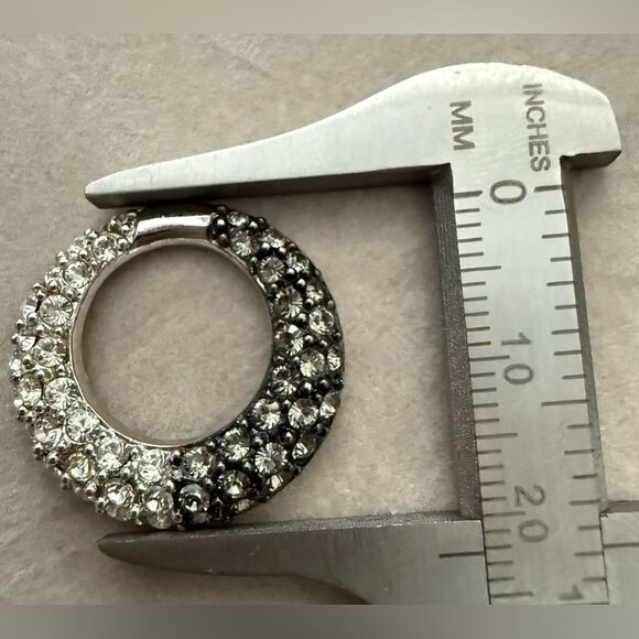 Nolan Miller Vintage Ombré Rhinestone Circle Earrings – Signed Designer Glam - Picture 6 of 17